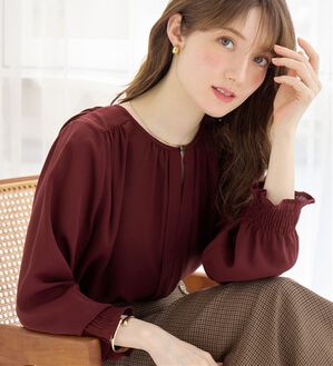alotta（アロッタ）の「前後２ＷＡＹギャザーブラウス（ブラウス）」｜ボルドー