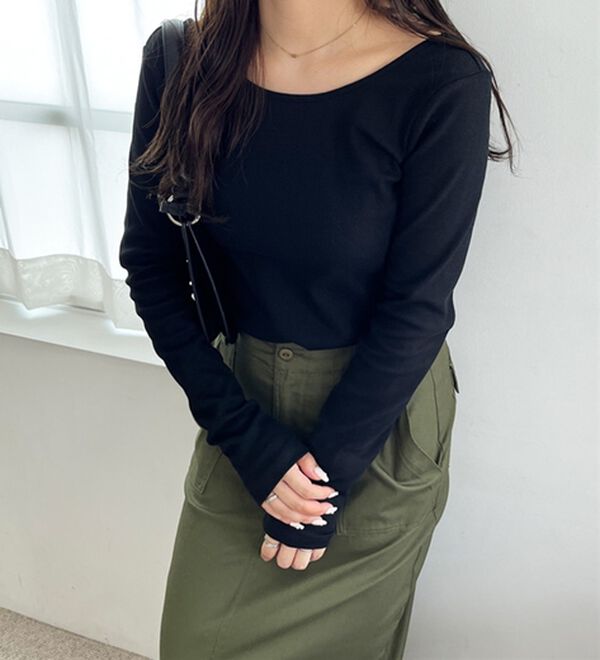 GeeRA（ジーラ）の「バックオープンリブトップス（カットソー）」｜詳細画像