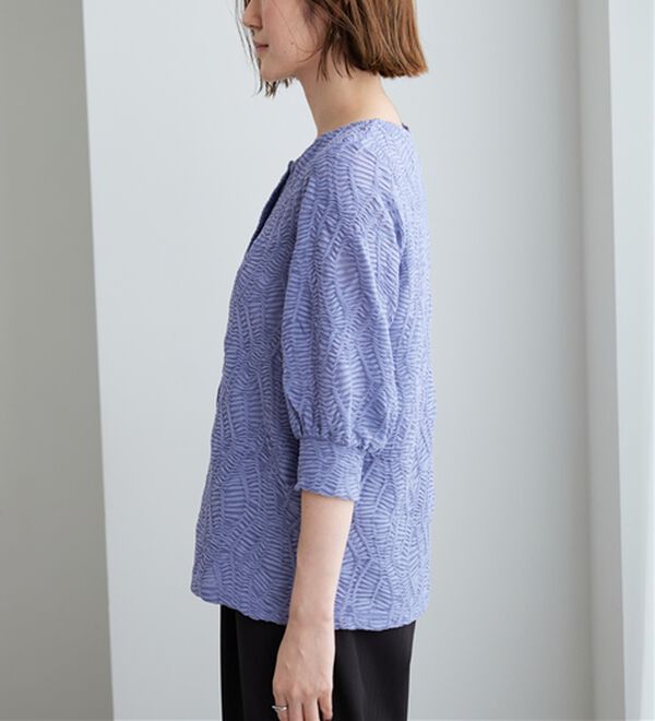 BELLUNA（ベルーナ）の「波柄シアージャカード素材カーディガン（ニットカーディガン）」｜詳細画像