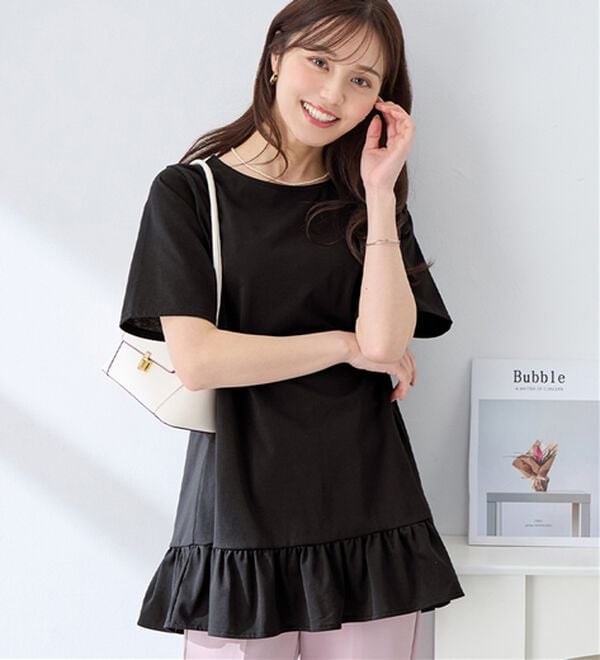 alotta（アロッタ）の「【接触冷感】すっきり細見え！裾フリルＡラインチュニックＴシャツ（チュニック）」｜ブラック