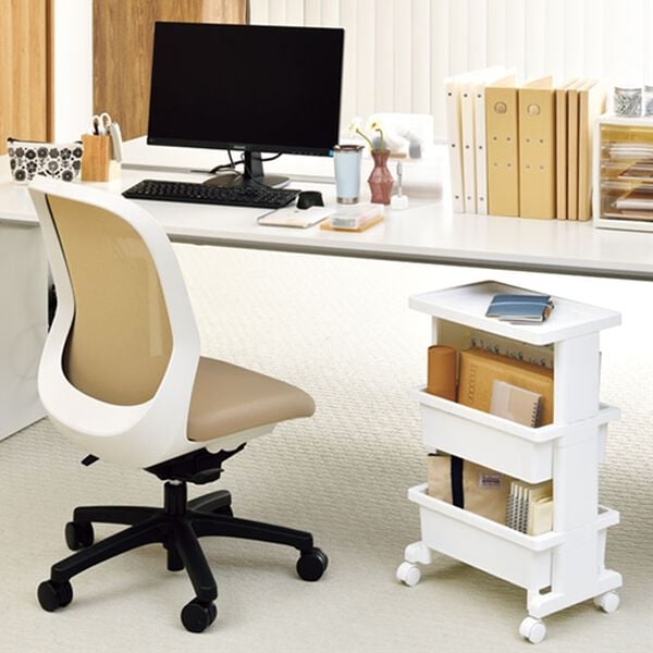 iellio（イエリオ）の「日本製リセ　テーブルワゴン３段＜キッチンワゴン・バスケットトローリー・ラック＞（リビング用品）」｜詳細画像