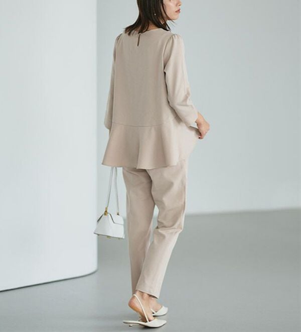 Pierrot（ピエロ）の「【選べる丈】バックフレアセットアップ（その他スーツ）」｜詳細画像