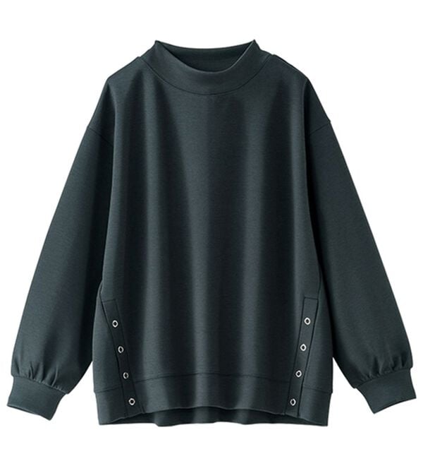 BELLUNA（ベルーナ）の「裾ボタン使いスタンドネックプルオーバー（カットソー）」｜詳細画像