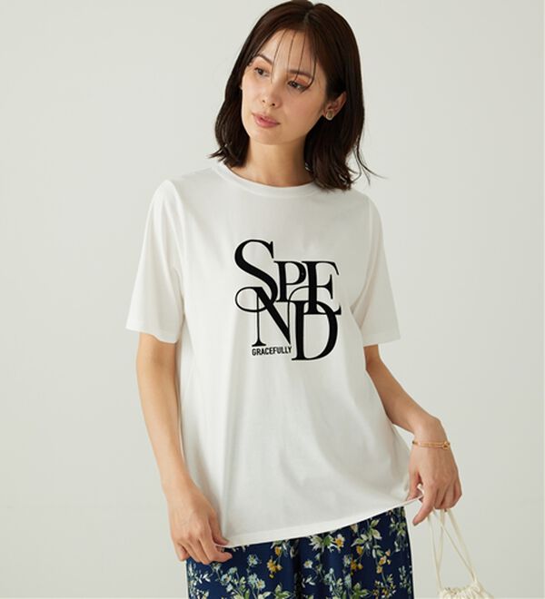 BELLUNA（ベルーナ）の「フロッキープリントロゴプルオーバー（カットソー）」｜オフ白