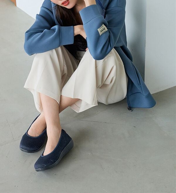 BELLUNA（ベルーナ）の「ふわっと軽い！幅広ラクきれいニットパンプス＜幅広4E・軽量＞（パンプス）」｜詳細画像