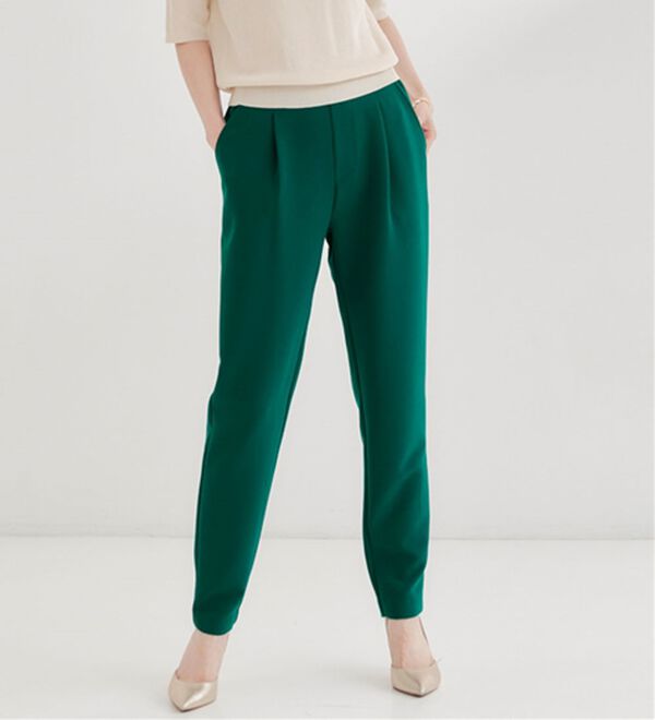 RANAN（ラナン）の「【選べる股下】美脚シルエットタックパンツ（股下６１・６５ｃｍ）（フルレングスパンツ）」｜詳細画像