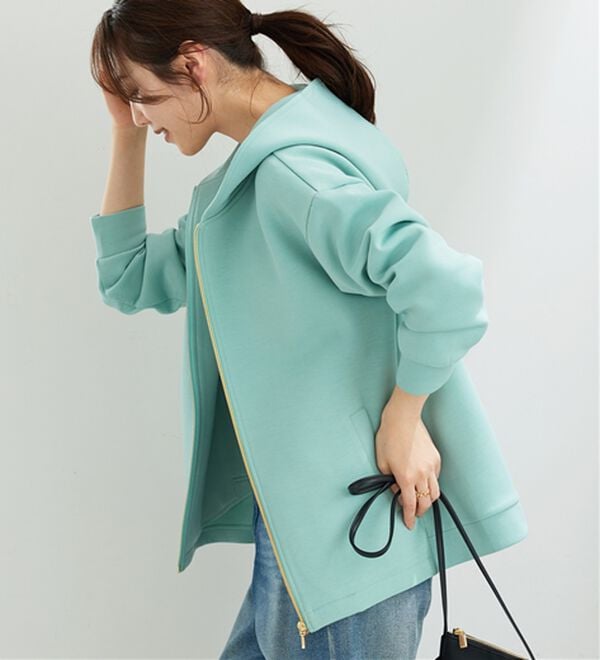 BELLUNA（ベルーナ）の「【快適Ｌａｂ．】とろみ素材裾タックパーカー（パーカー）」｜詳細画像