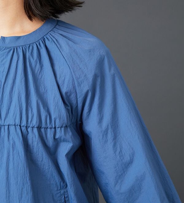 BELLUNA（ベルーナ）の「シアー素材ギャザーデザインブルゾン（ブルゾン）」｜詳細画像