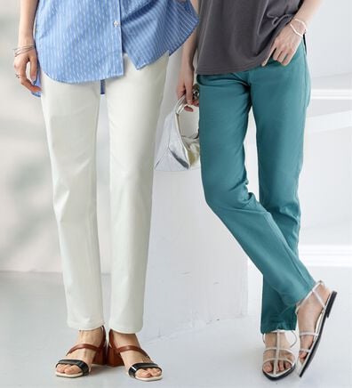 BELLUNA（ベルーナ）の「サラリ速乾！綿サテンストレッチカラーパンツ（フルレングスパンツ）」