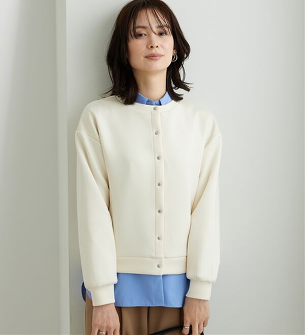 BELLUNA（ベルーナ）の「きれい見えスナップボタンカーディガン（ニットカーディガン）」｜アイボリー