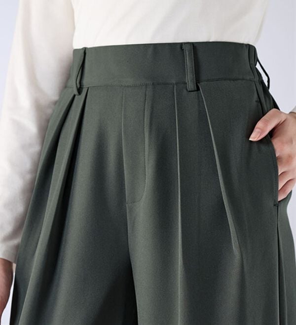 BELLUNA（ベルーナ）の「お腹スッキリ！ダブルインタックワイドパンツ（フルレングスパンツ）」｜詳細画像
