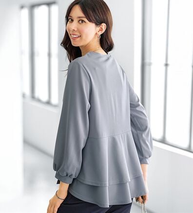 BELLUNA（ベルーナ）の「【再入荷】ボリューム袖美人顔バックフレアーＴブラウス（ブラウス）」