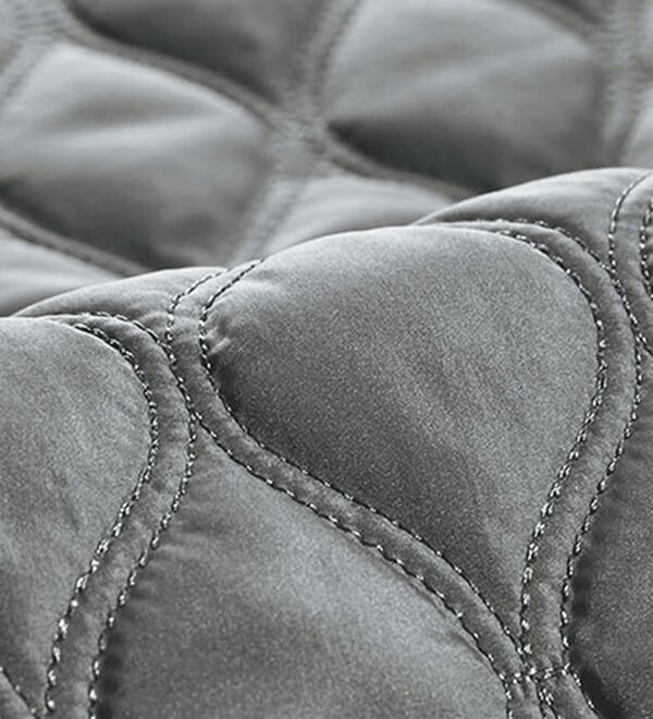 BELLUNA（ベルーナ）の「中わたキルティング切替ダンボール素材コート（ハーフコート）」｜詳細画像