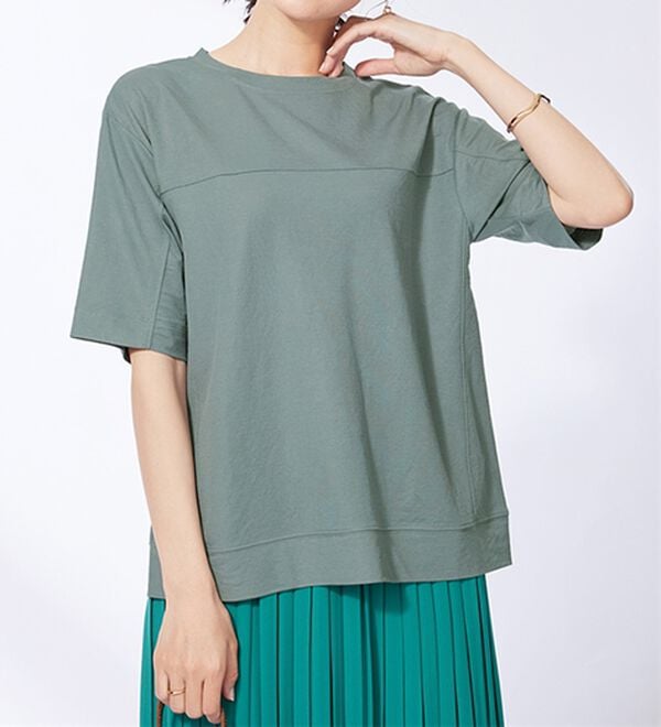 BELLUNA（ベルーナ）の「涼感素材切替デザインプルオーバー（カットソー）」｜詳細画像