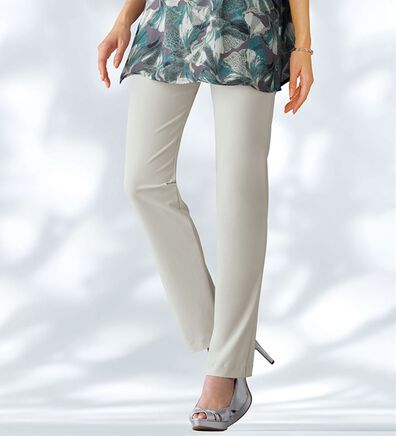 BELLUNA（ベルーナ）の「日本製ハイテンションストレートパンツ（フルレングスパンツ）」