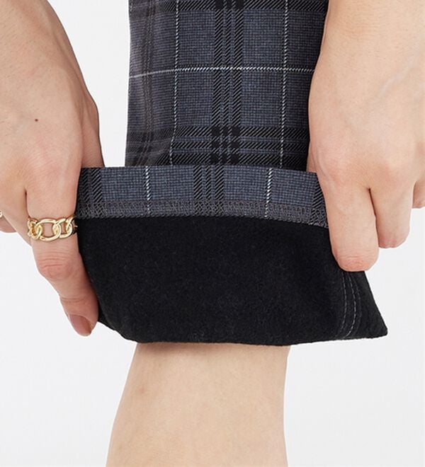 BELLUNA（ベルーナ）の「ウエストらくらく！ふっくら裏起毛ストレッチパンツ（フルレングスパンツ）」｜詳細画像