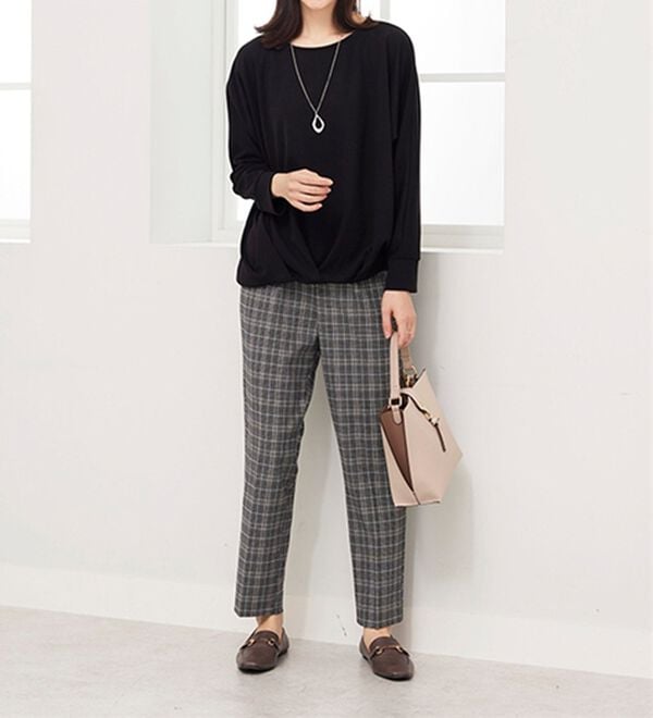 BELLUNA（ベルーナ）の「サマ見え(スーパーウォーム)ウール調素材美脚テーパードパンツ（テーパードパンツ）」｜詳細画像