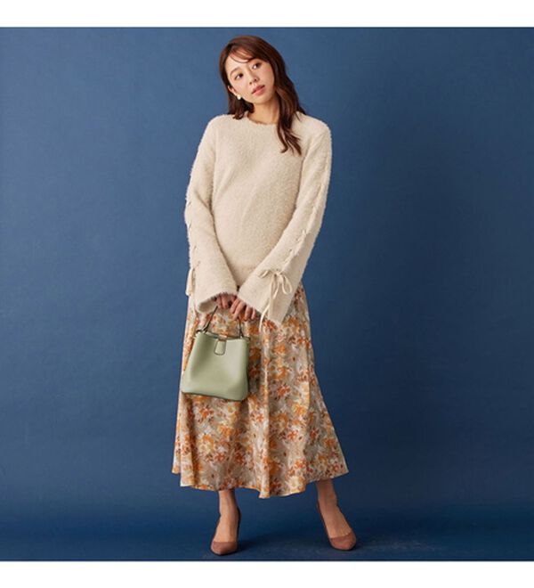 alotta（アロッタ）の「レースアップフレアー袖シャギーニット（ニット・セーター）」｜詳細画像