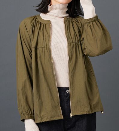 BELLUNA（ベルーナ）の「シアー素材ギャザーデザインブルゾン（ブルゾン）」