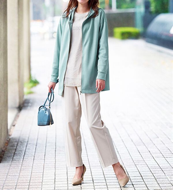 BELLUNA（ベルーナ）の「フードデザインとろみ素材ジップアップパーカー（パーカー）」｜詳細画像