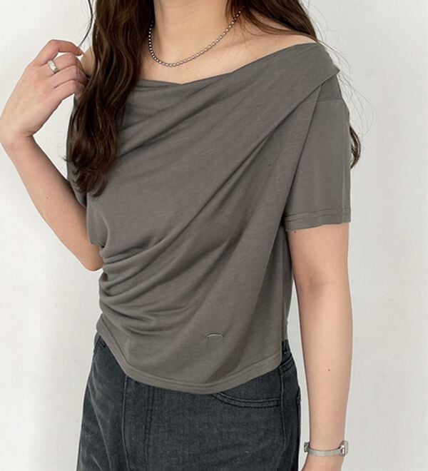 GeeRA（ジーラ）の「スラブシアーオフショルトップス（カットソー）」｜詳細画像