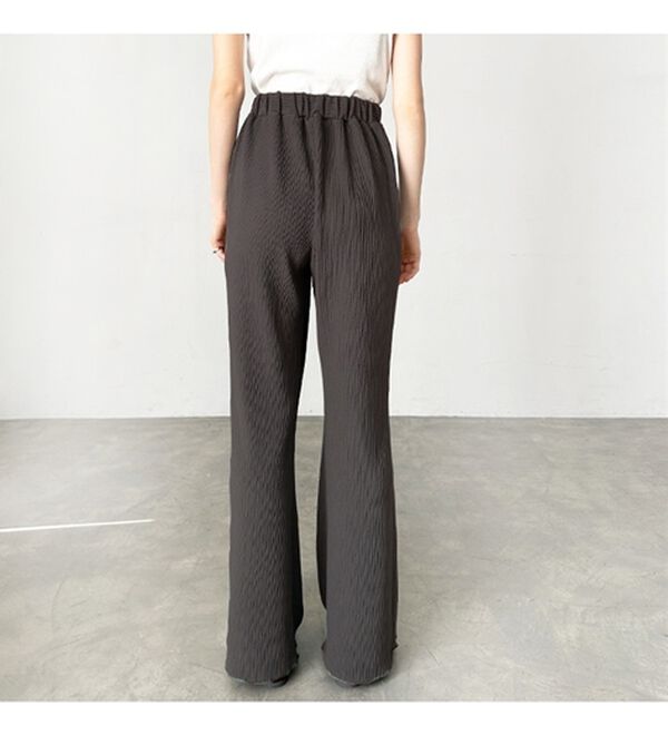 GeeRA（ジーラ）の「セルフカット美脚魅せセミフレアパンツ（フルレングスパンツ）」｜詳細画像