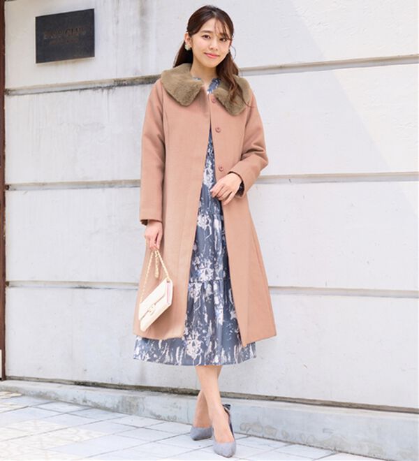 alotta（アロッタ）の「美人シルエットファー付ノーカラーコート【美人百花掲載】（ロングコート）」｜詳細画像