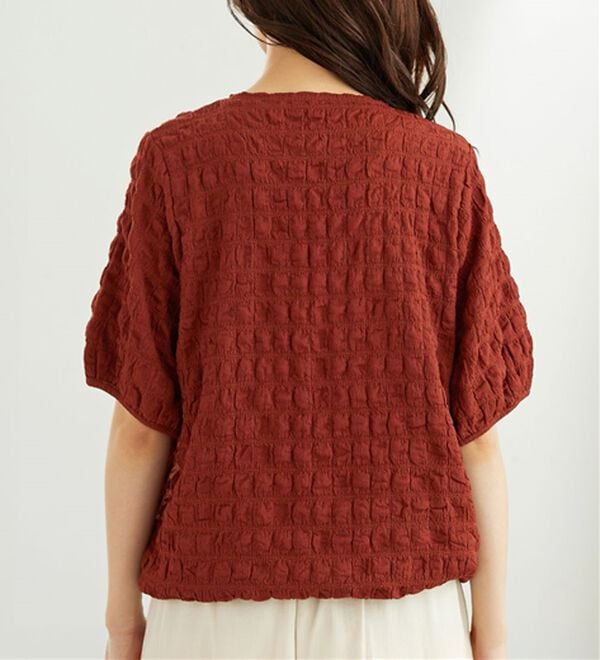 BELLUNA（ベルーナ）の「ポコポコ素材裾ドロストプルオーバー（カットソー）」｜詳細画像