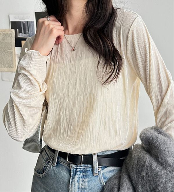 GeeRA（ジーラ）の「ベロアプリーツカットソー（カットソー）」｜詳細画像