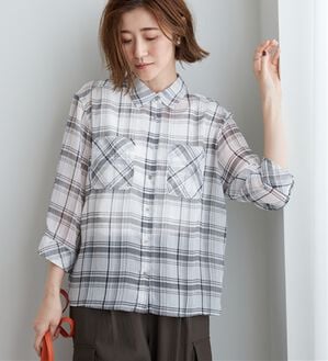 BELLUNA（ベルーナ）の「シフォン楊柳チェック柄プリントシャツ（シャツ）」｜オフ白系チェック