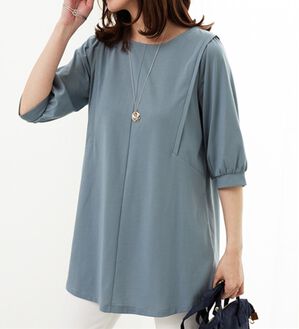 BELLUNA（ベルーナ）の「汗ジミ対策！ギャザー使いチュニック（チュニック）」｜ブルー