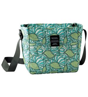 BELLUNA（ベルーナ）の「ラタイデア折りたたみショルダー（ショルダーバッグ）」｜リーフ