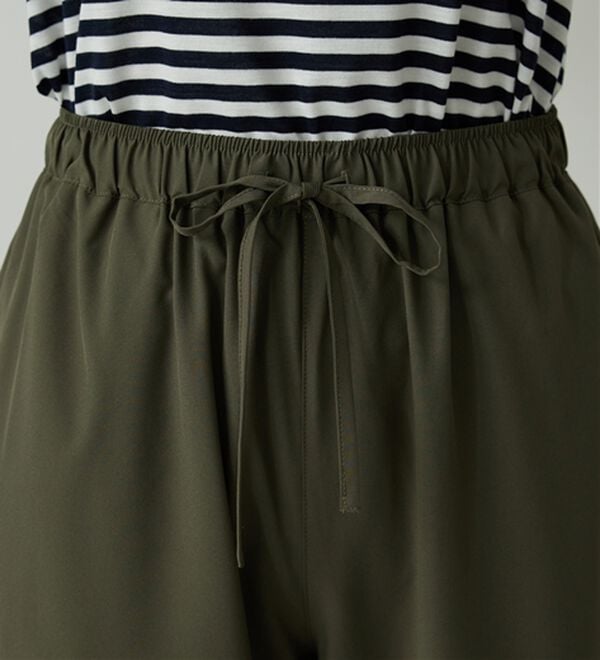 BELLUNA（ベルーナ）の「【接触冷感/UVカット/吸水速乾/軽量】ヒンヤリ＆速乾！裾くしゅクロップドパンツ（クロップドパンツ）」｜詳細画像