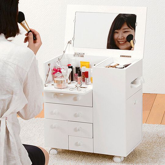１台でお部屋スッキリ！メイクもできるキャスター付ワゴン＜コスメ
