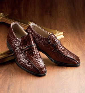 「牛革クロコ調メンズアップシューズ（ビジネスシューズ）」｜ブラウン