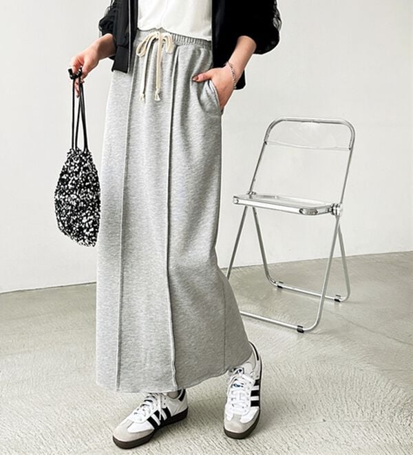 GeeRA（ジーラ）の「すっきり見え！フロントラインスウェットナロースカート（ロングスカート）」｜詳細画像