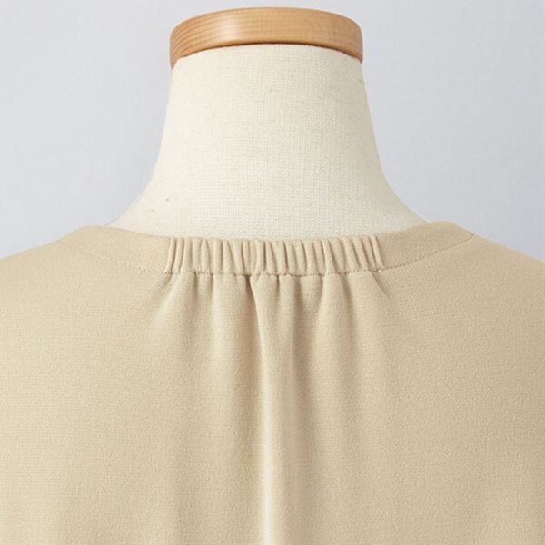 BELLUNA（ベルーナ）の「異素材切替配色デザインチュニック（チュニック）」｜詳細画像