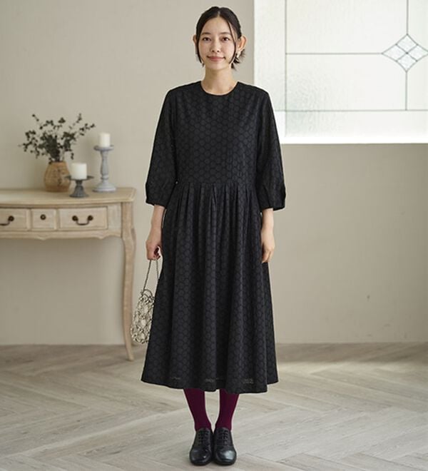 BELLUNA（ベルーナ）の「サークルレースタック使いゆったりワンピース（その他ワンピース）」｜詳細画像