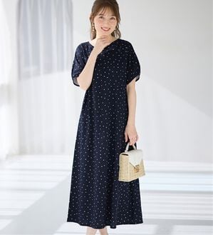 alotta（アロッタ）の「袖タックゆるワンピース（カットソーワンピース）」｜ドット柄