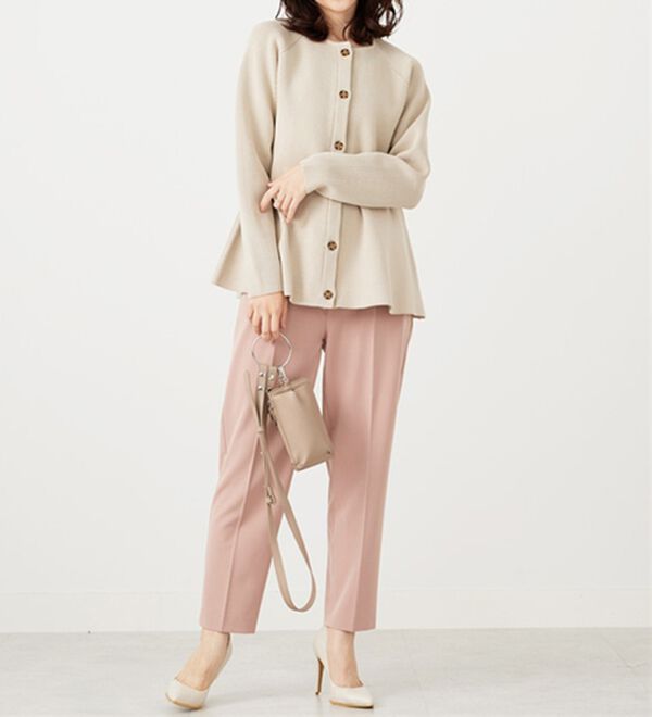 BELLUNA（ベルーナ）の「上品スポンディッシュニットペプラムカーディガン（ニットカーディガン）」｜詳細画像