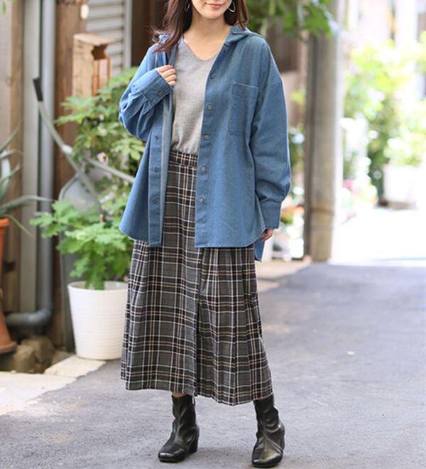 A HAPPY MARILYN（アハッピーマリリン）の「【大きいサイズ】【Ｌ～６Ｌ／選べる２丈】フードデザインシャツ（シャツ）」｜詳細画像