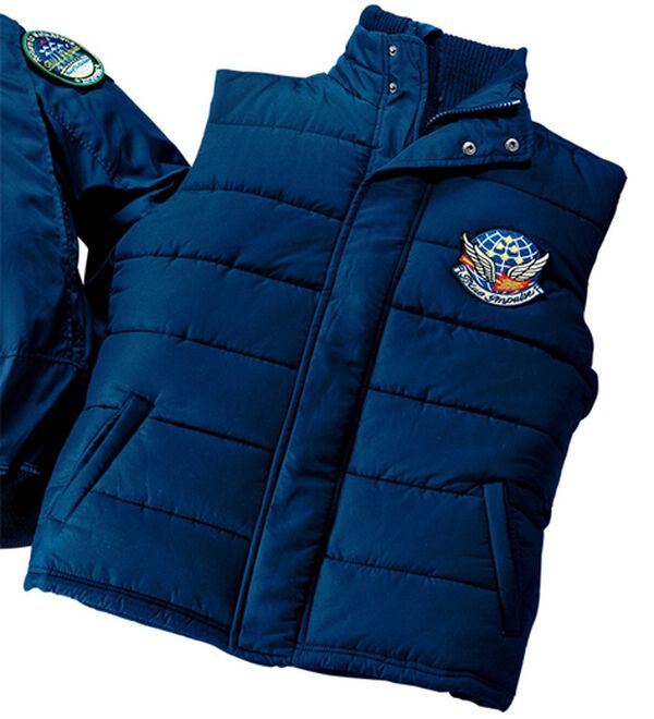 「航空自衛隊・ブルーインパルス　創設６０周年記念シリーズ（記念ワッペン付）　ベスト（メンズベスト）」｜詳細画像