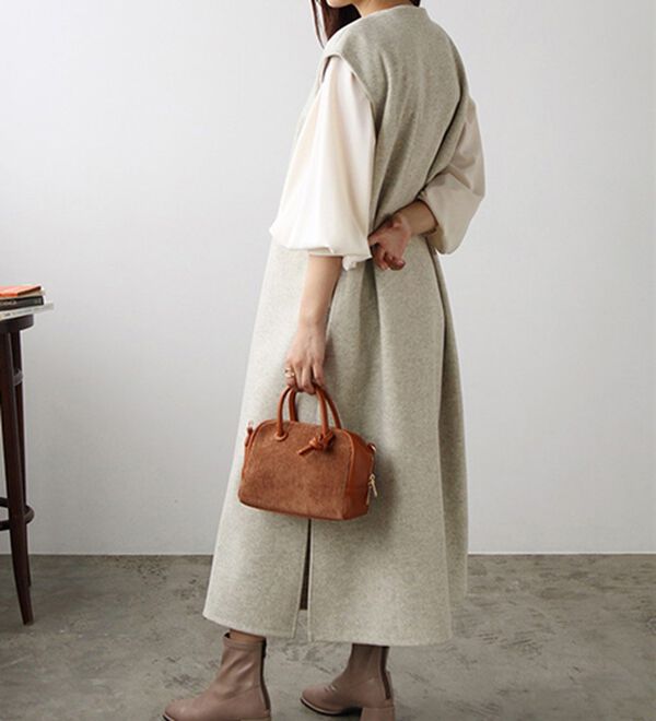 GeeRA（ジーラ）の「Ｖネックオーバーサイズジャンパースカート（ジャンパースカート）」｜詳細画像