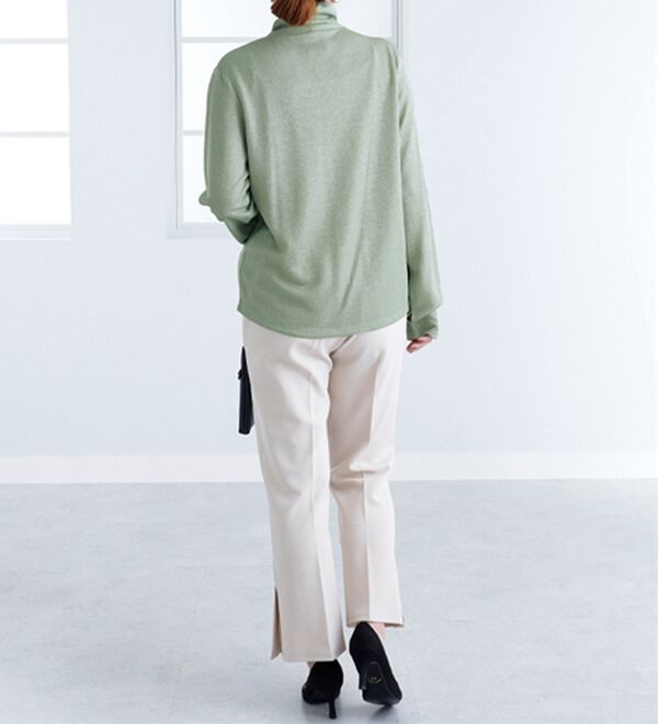 BELLUNA（ベルーナ）の「ラメ調ハイネックプルオーバー（カットソー）」｜詳細画像