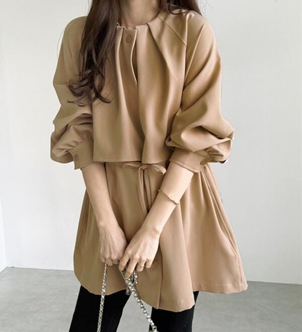 GeeRA（ジーラ）の「ケープデザインミドル丈マンパー（ブルゾン）」｜詳細画像