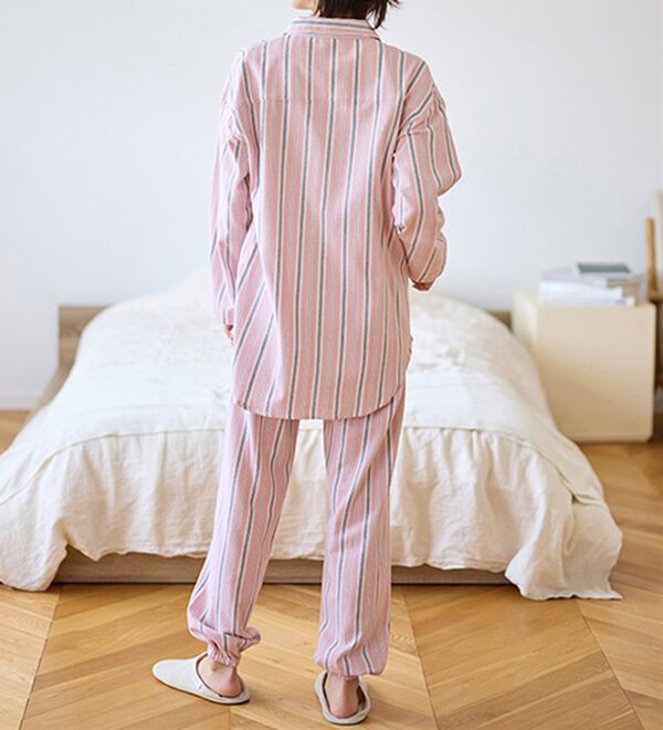 LAVIENNE（ラヴィエンヌ）の「綿１００％ふんわり柔か微起毛パジャマ（パジャマ・ルームウェア）」｜詳細画像