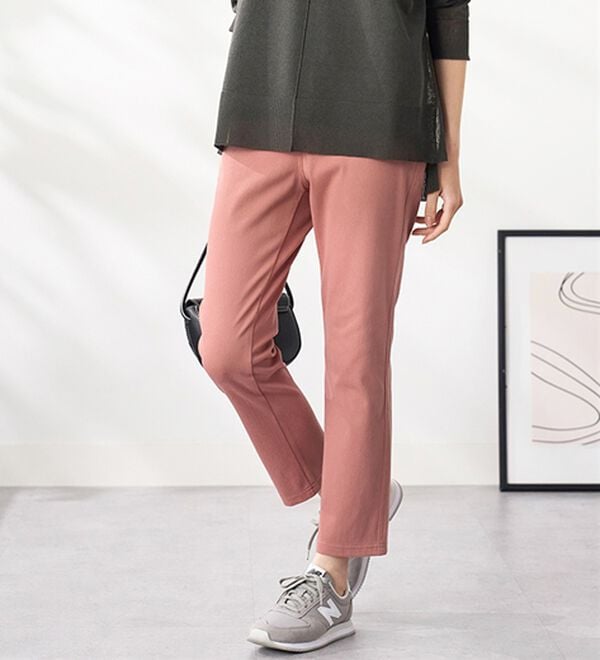 BELLUNA（ベルーナ）の「【再入荷】美ストレッチ素材アンクル丈レギンスパンツ（クロップドパンツ）」｜詳細画像