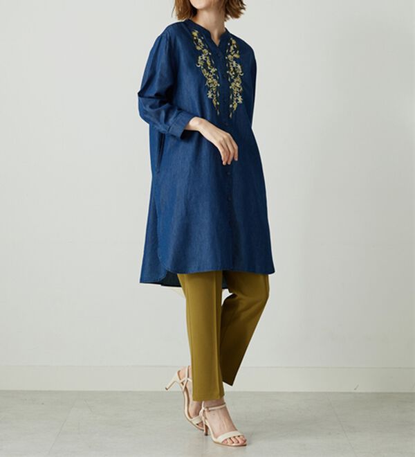 BELLUNA（ベルーナ）の「デニム素材華やか刺しゅうワンピース（その他ワンピース）」｜詳細画像