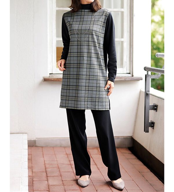 LAVIENNE（ラヴィエンヌ）の「【２枚組】お洒落な暖かモノトーンチュニック（チュニック）」｜詳細画像