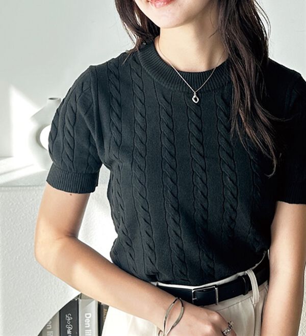 GeeRA（ジーラ）の「ケーブル編みニットトップス（ニット・セーター）」｜詳細画像